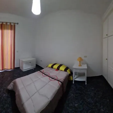 Apartamentos Dona Carmen Caleta de Interián